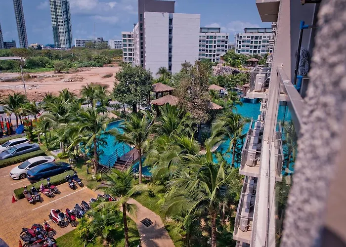 Contemporary Studio In Laguna Beach 3. Jomtien Beach