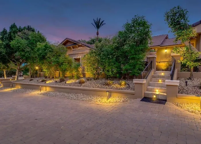 Estate Resort Style Oasis 6Bdrm, 5.5 Bath Heated Pool With Misters Scottsdale