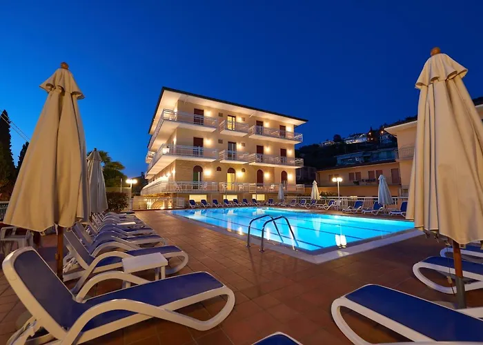 Hotel Benacus Torri Del Benaco