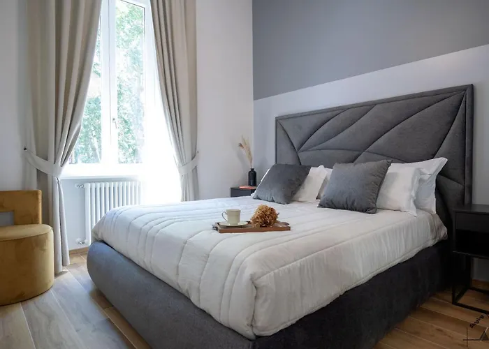 Charme Apartment With Spa In Piazza Del Popolo Rom