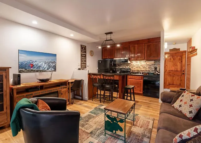 Vantage Point Lionshead By Vail Realty