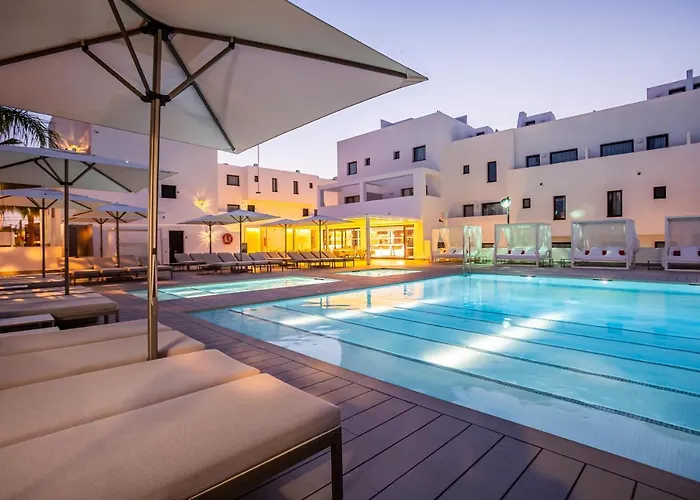 Migjorn Ibiza Suites & Spa Platja d'en Bossa