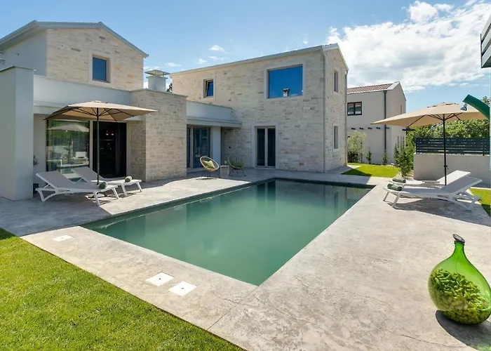 Villa Maslina By Villas Holiday Nova Vas 