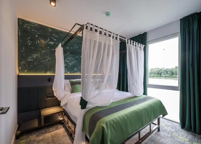 Joy 5 Hotel & Spa Belgrad