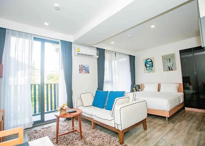 Ferienwohnung The Deck Patong