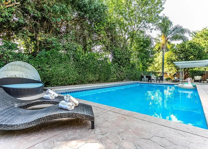 Villa Sausalito - Newly Designed 4Br House & Pool By Topanga Los Angeles