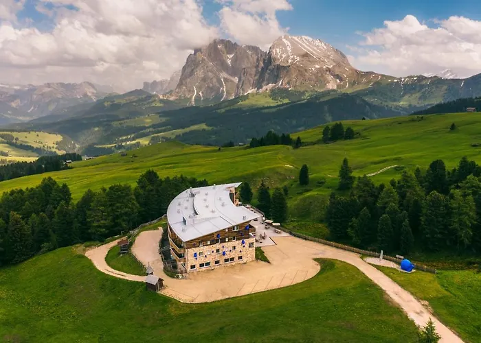 Paradiso Pure.Living Vegan Hotel Seiser Alm