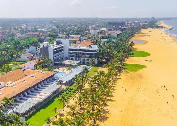 Goldi Sands Hotel Negombo