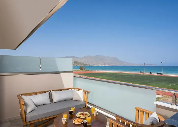 Indigo Blue Seaside Deluxe Apartments Kíssamos