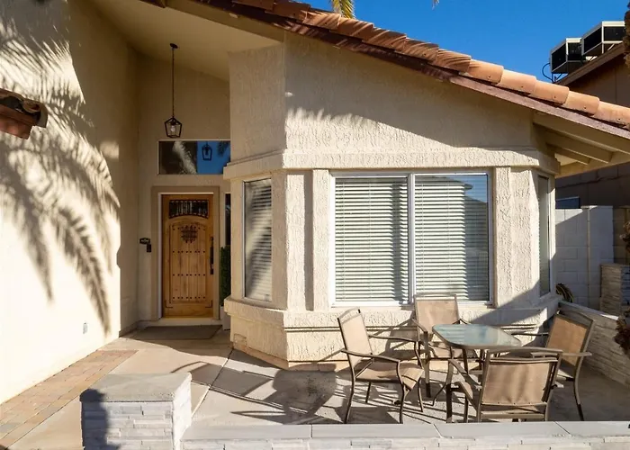 Spacious House With Pool Heater, Hot Tub, Billiards Phoenix