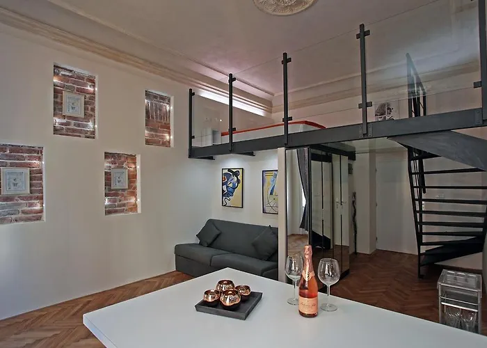 Apartment House - The Modern Flat Prag