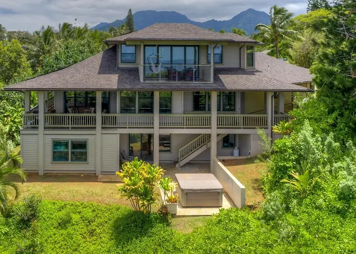 Mauna Pua - A 7 Bedroom Kauai Vacation Rental Home Princeville