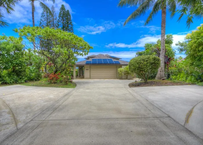 Mauna Pua - A 7 Bedroom Kauai Vacation Rental Home Princeville