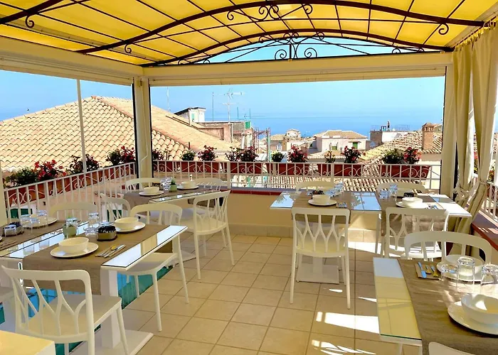 Bed and Breakfast Residenza Il Barone Tropea