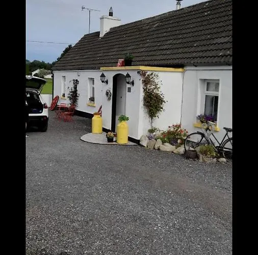Toddys Cottage & Stables Cavan
