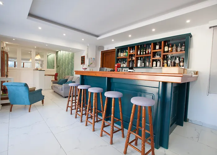 Aparthotel John Mary Faliraki