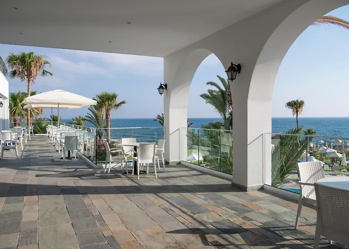 Akti Beach Hotel&Village Resort Klorakas