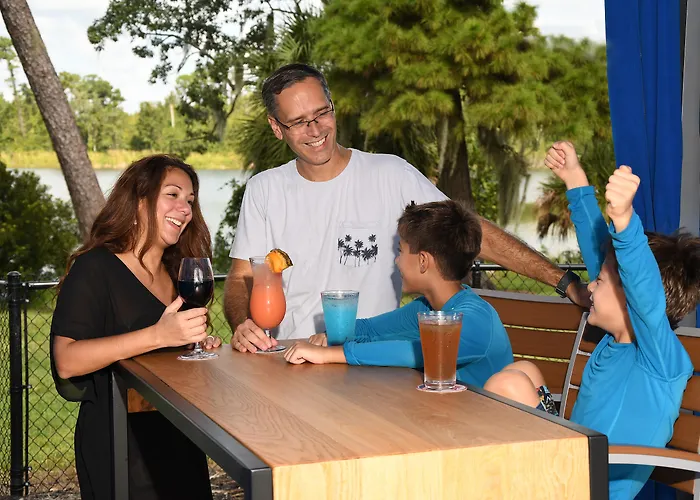 Wyndham Garden Lake Buena Vista Disney Springs® Resort Area