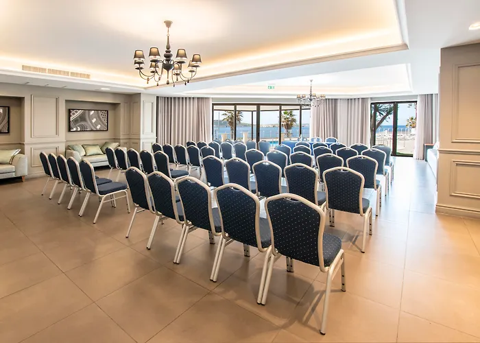 Hotel Doubletree By Hilton Malta St. Paul's Bay