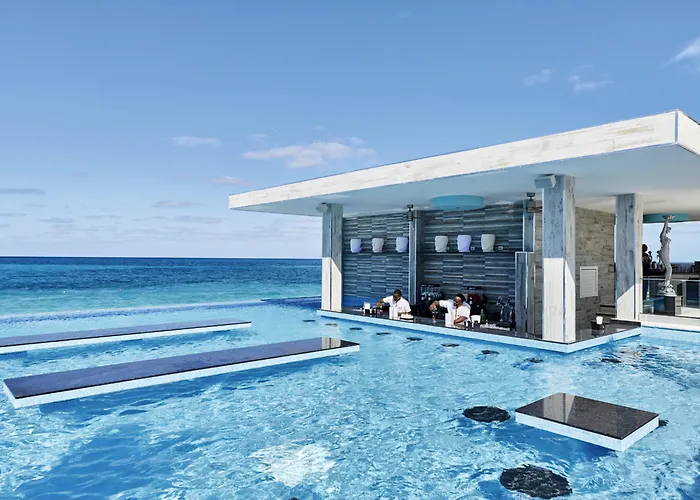 Riu Palace Paradise Island (Adults Only) Creek Village