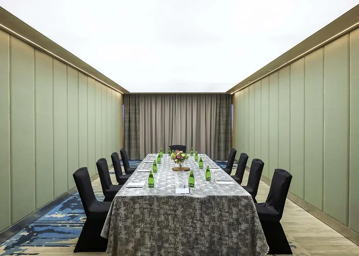 Hotel Radisson Blu Mumbai International Airport