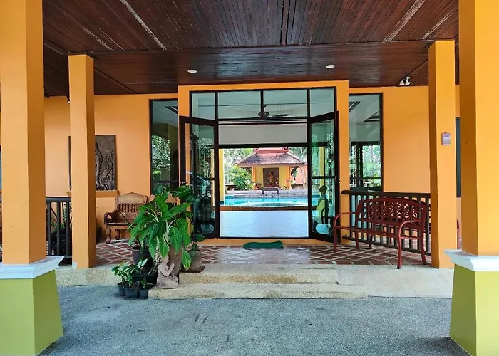 Villa Chaya Khao Lak