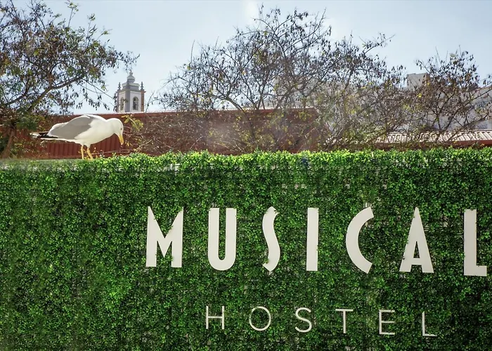 Musical Hostel Albufeira