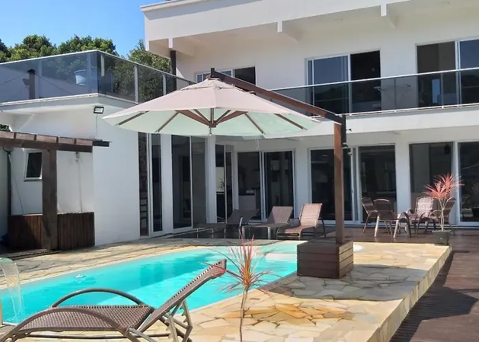 Casa Com Piscina E Hidromassagem Montoski Bombinhas
