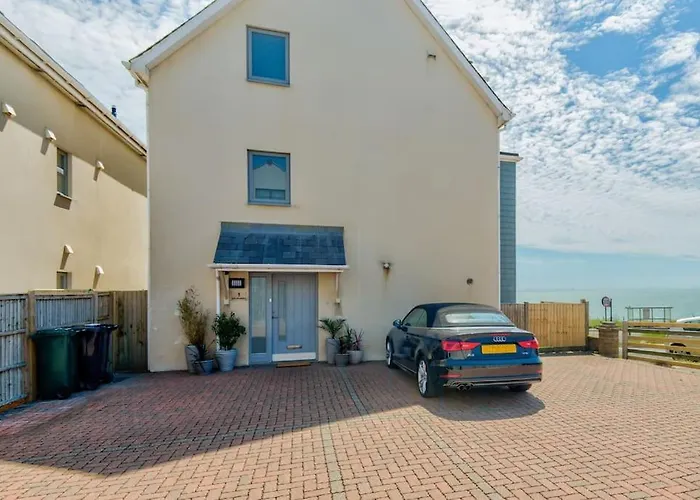 Cliff Top Heights-Beach Front House Near Hove