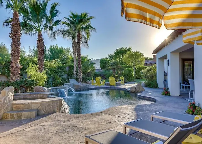 Mirador - Vacay All Day At This Chic Desert Villa Indio