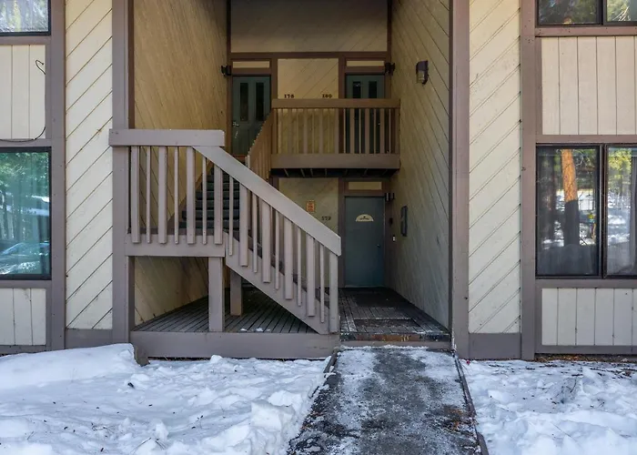 Horizons IV 180 New Luxurious Listing Fully Remodeled 2 Bedrm Plus Loft 2 And A Half Bathrm Sleeps 8 Mammoth Lakes