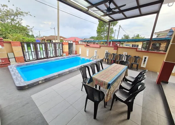 Homestay Epoh Manjoi With Private Pool And Jacuzzi Ipoh