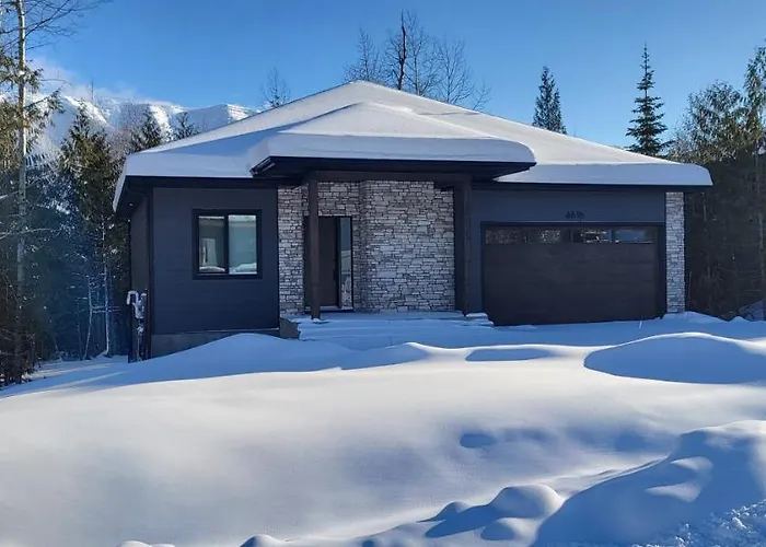 Fernie Escape - Mountain Home On The Ski Hill