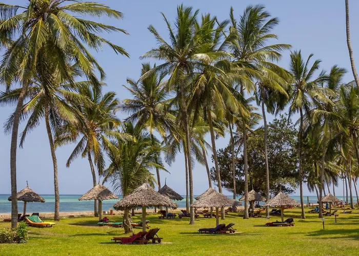 Neptune Paradise Beach Resort & Spa Galu