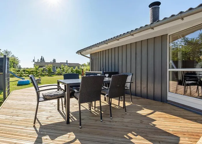 Pet Friendly Home In Bogo By With Sauna