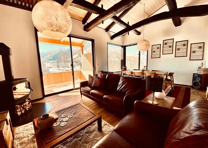 Snowman Apartments At Madarao Mountain Iiyama