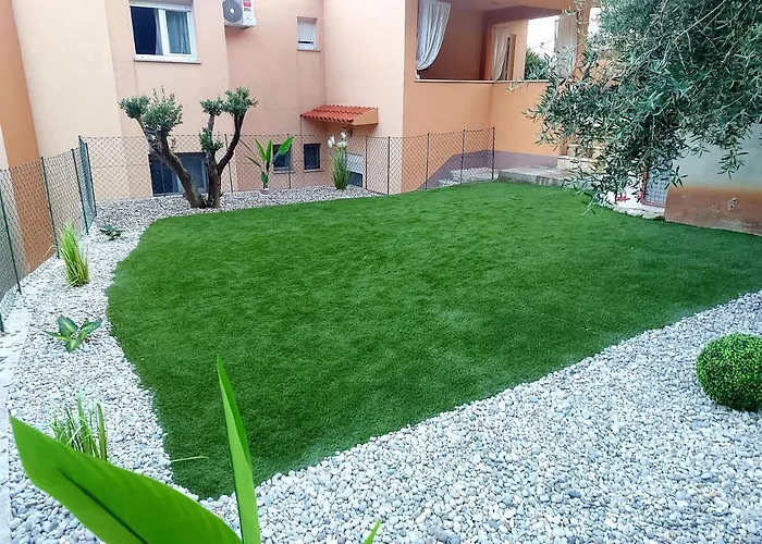 Apartment Alja, Sara I Nevio Jacuzzi Dugi Rat