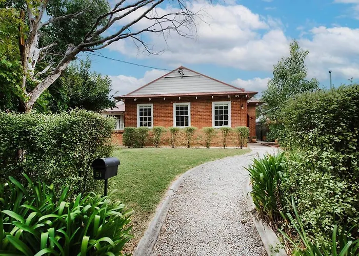 Mortimer Cottage - A Pool Oasis In Heart Of Mudgee