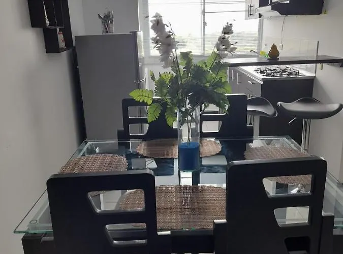Parque Del Cafe A 3 K Apartamentos Con Piscina El Edén