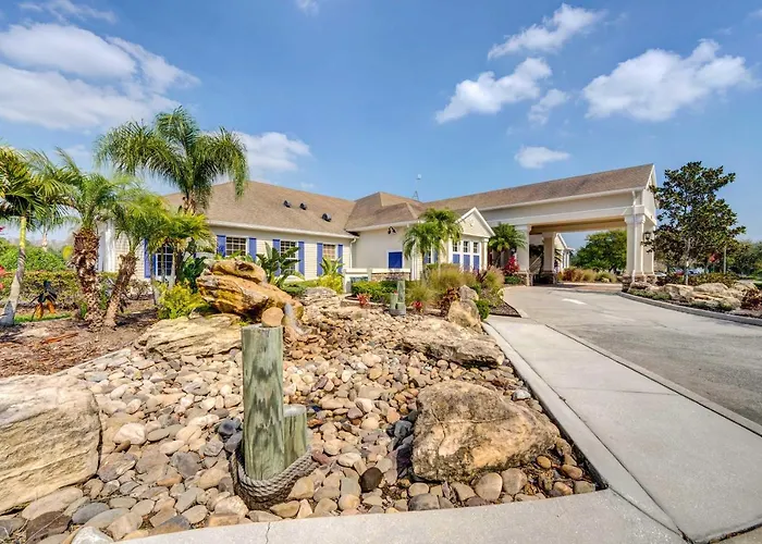 Resort Getaway With Florida Room 14 Mi To Disney! Kissimmee