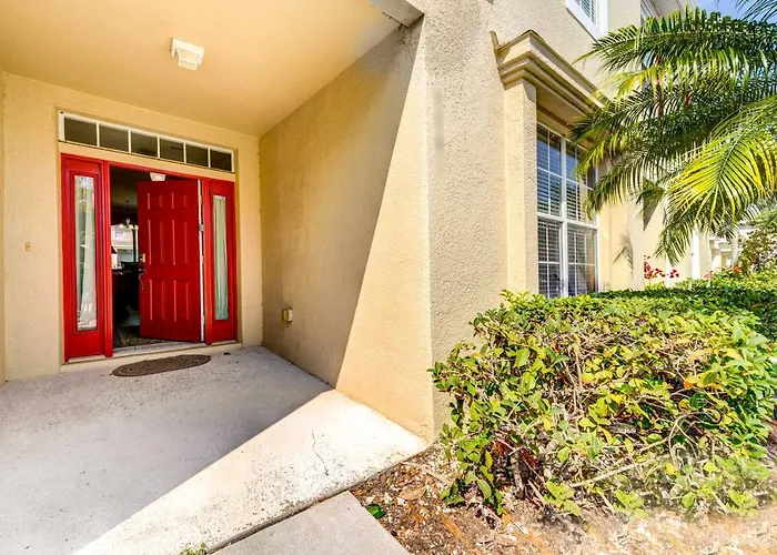 Resort Getaway With Florida Room 14 Mi To Disney! Kissimmee