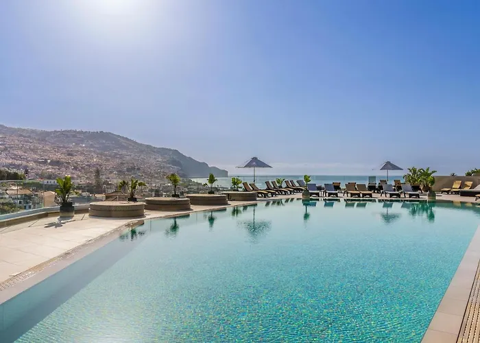 Hotel The Views Baia - Adults Only Funchal 