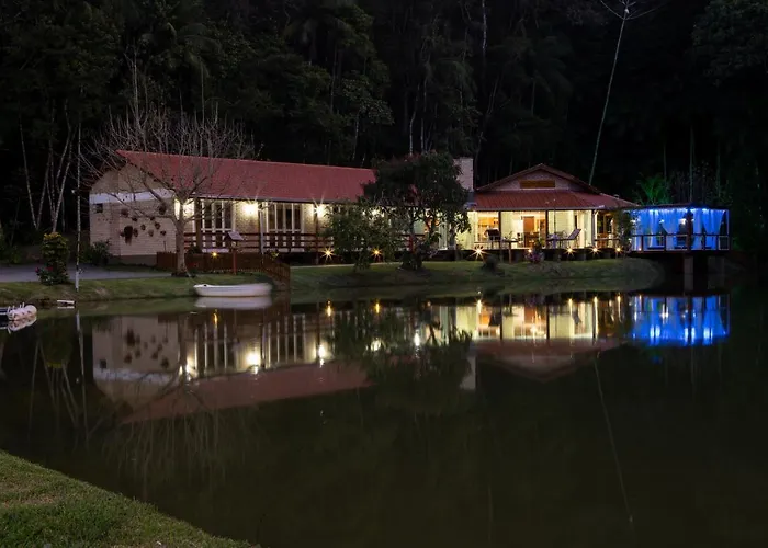 Casa De Campo, Refugio Do Lago Itajaí