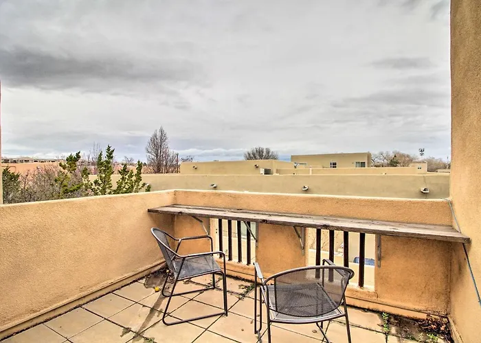 Albuquerque Vacation Home Rental With Hot Tub!
