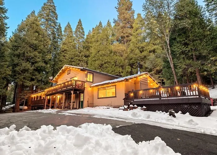Sugarpine Trailhead Lodge At Lewis Creek Upper Trailhead Just 7 Miles From Yosemite Oakhurst