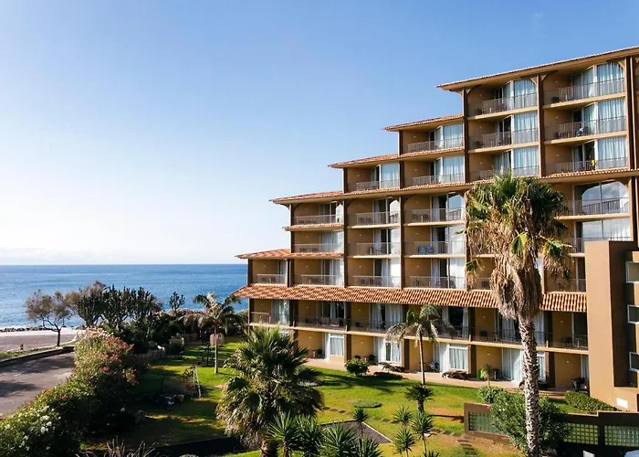 Hotel The Views Oasis Caniço