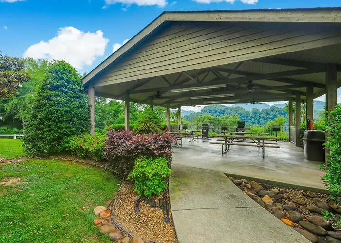 Ferienwohnung Livin It Up Whispering Pines 632 Pigeon Forge