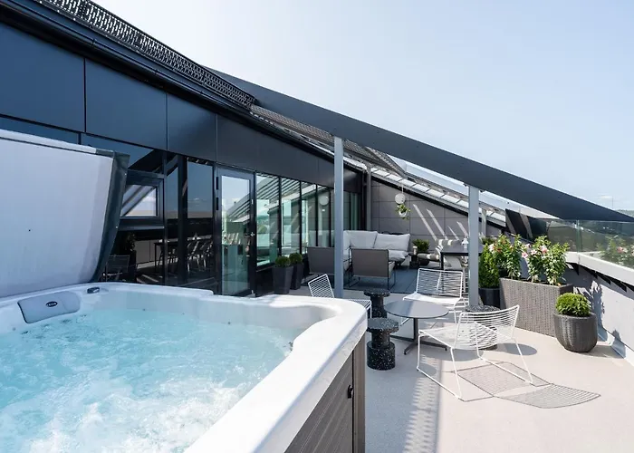 "Kansi" Penthouse - Hot Tub & 60M2 Terrace Tampere