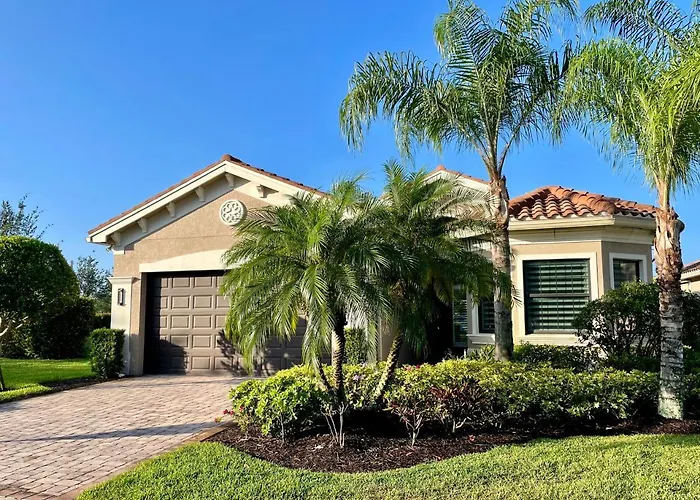 Luxury Home With Pool & Spa North North Naples