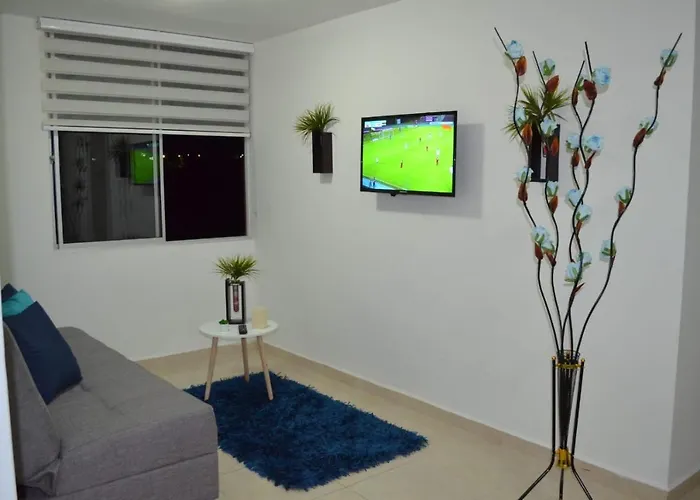 Apartamentos Con Piscina Cerca A Parque Del Cafe Montenegro